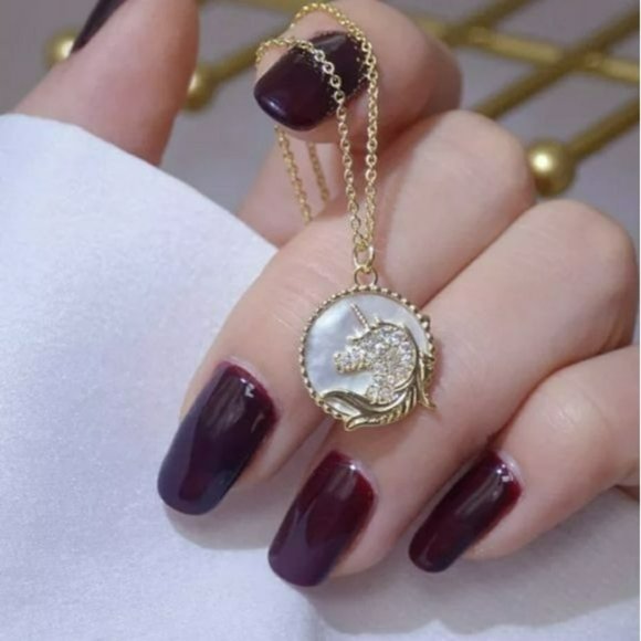 18K Gold Plated Zircon Unicorn Shell Pendant Necklace 17in - Picture 7 of 13